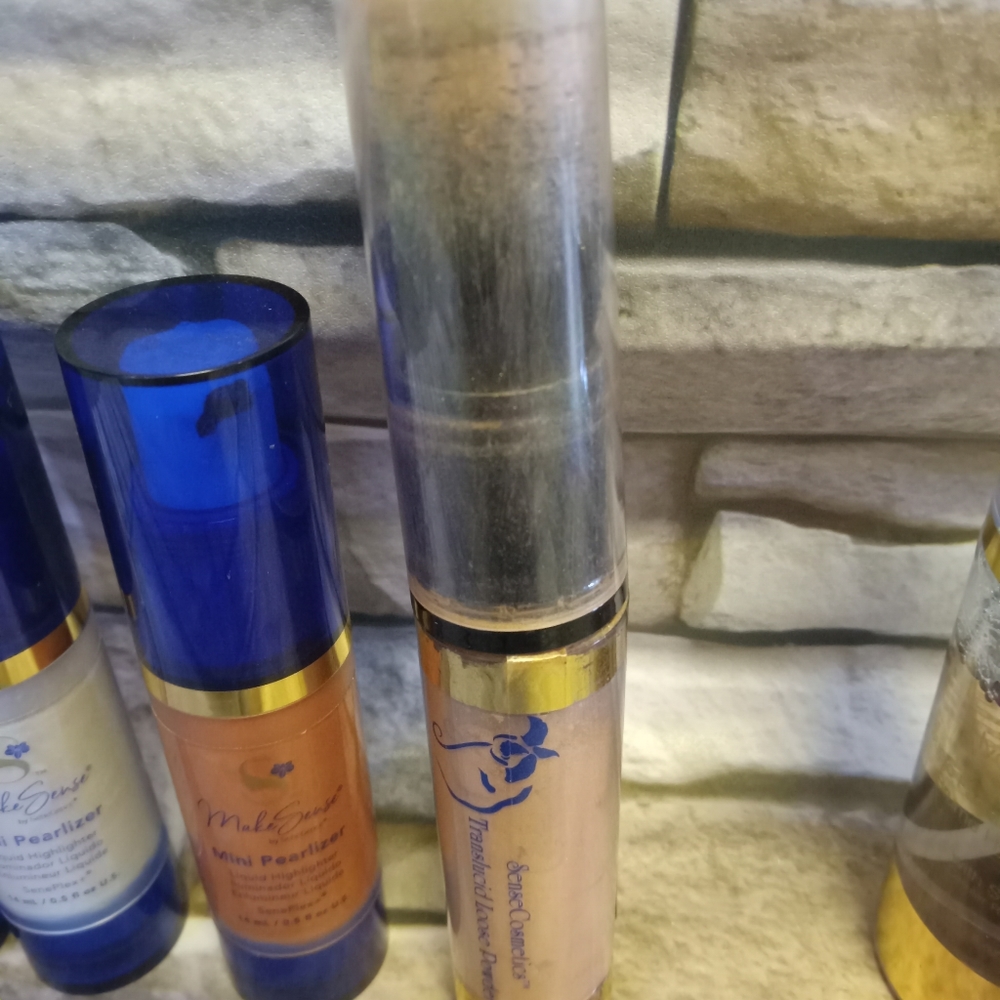 Senegence Bundle - Picture 4 of 6